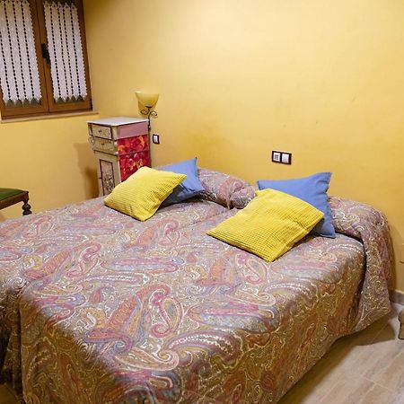 Hotel Un Lugar En La Vecilla Dueñas Eksteriør bilde